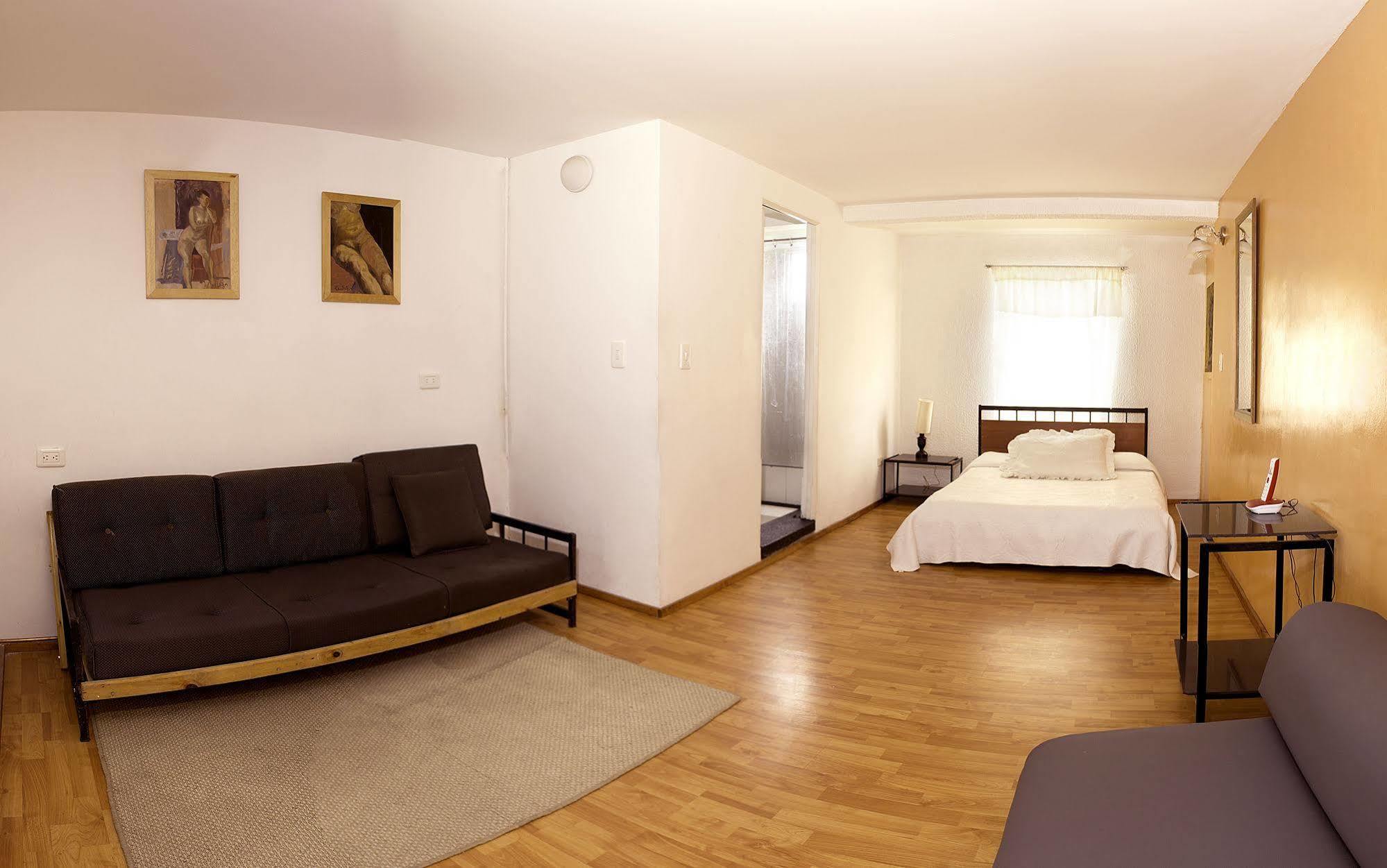 Aparthotel Alcazares 2*