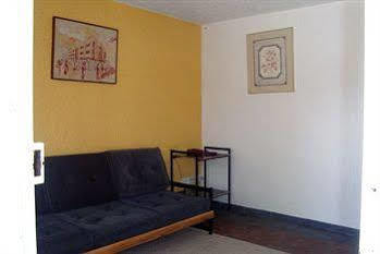 Aparthotel Alcazares 2*