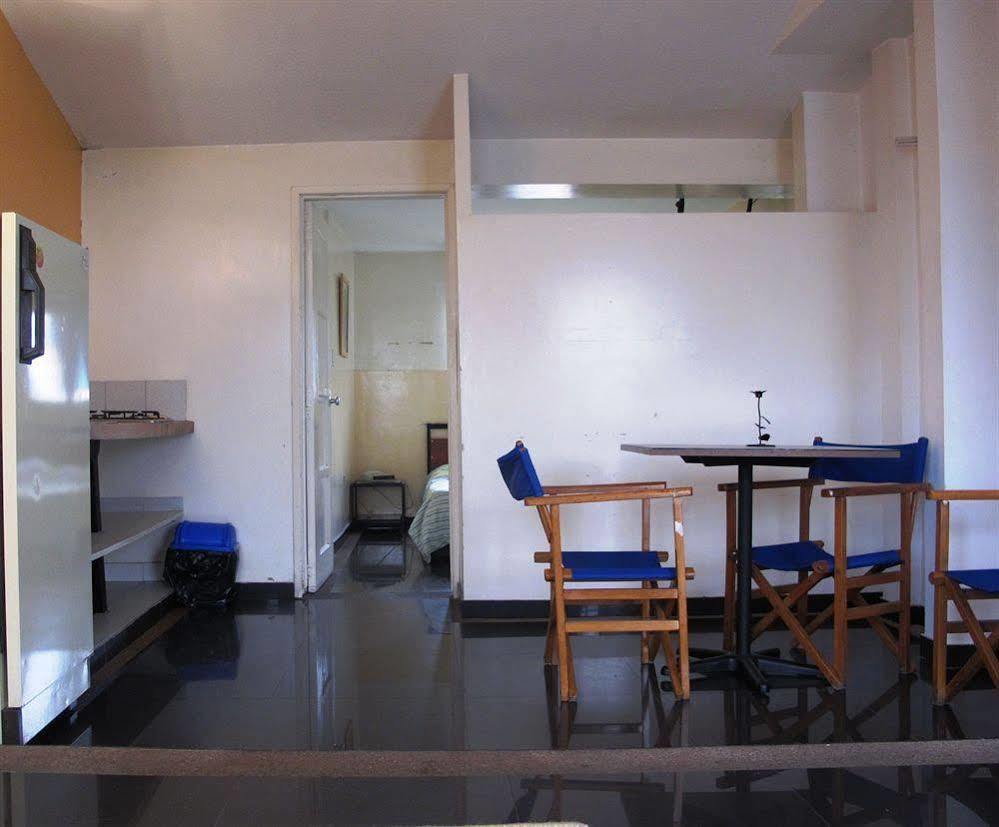 Aparthotel Alcazares